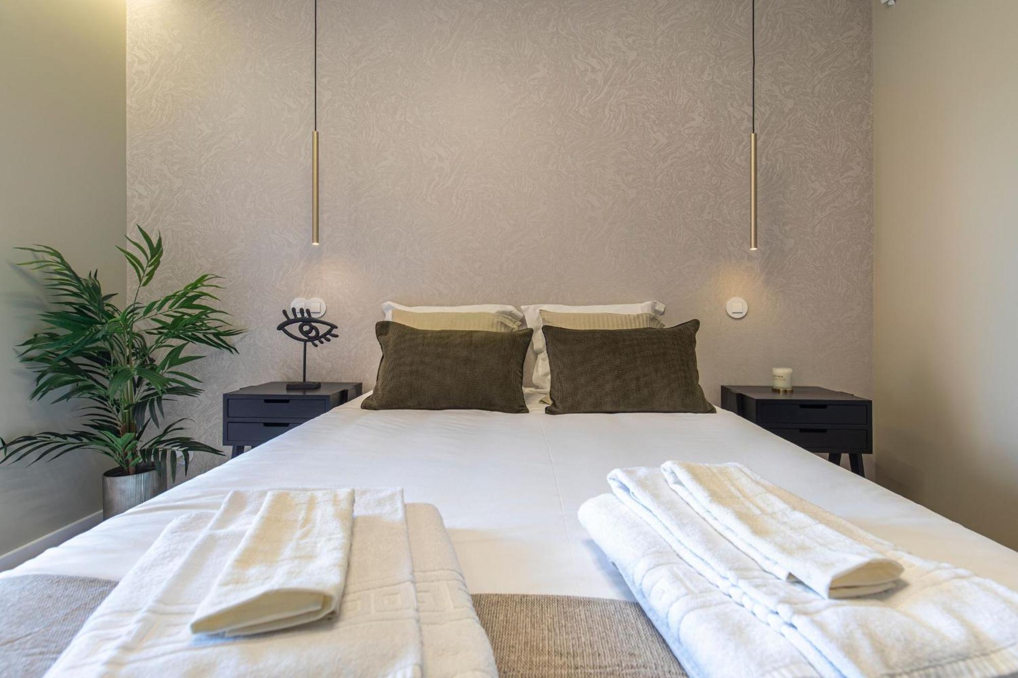Deluxe 2Bdr Apartment In Carcavelos By Lovelystay ภายนอก รูปภาพ