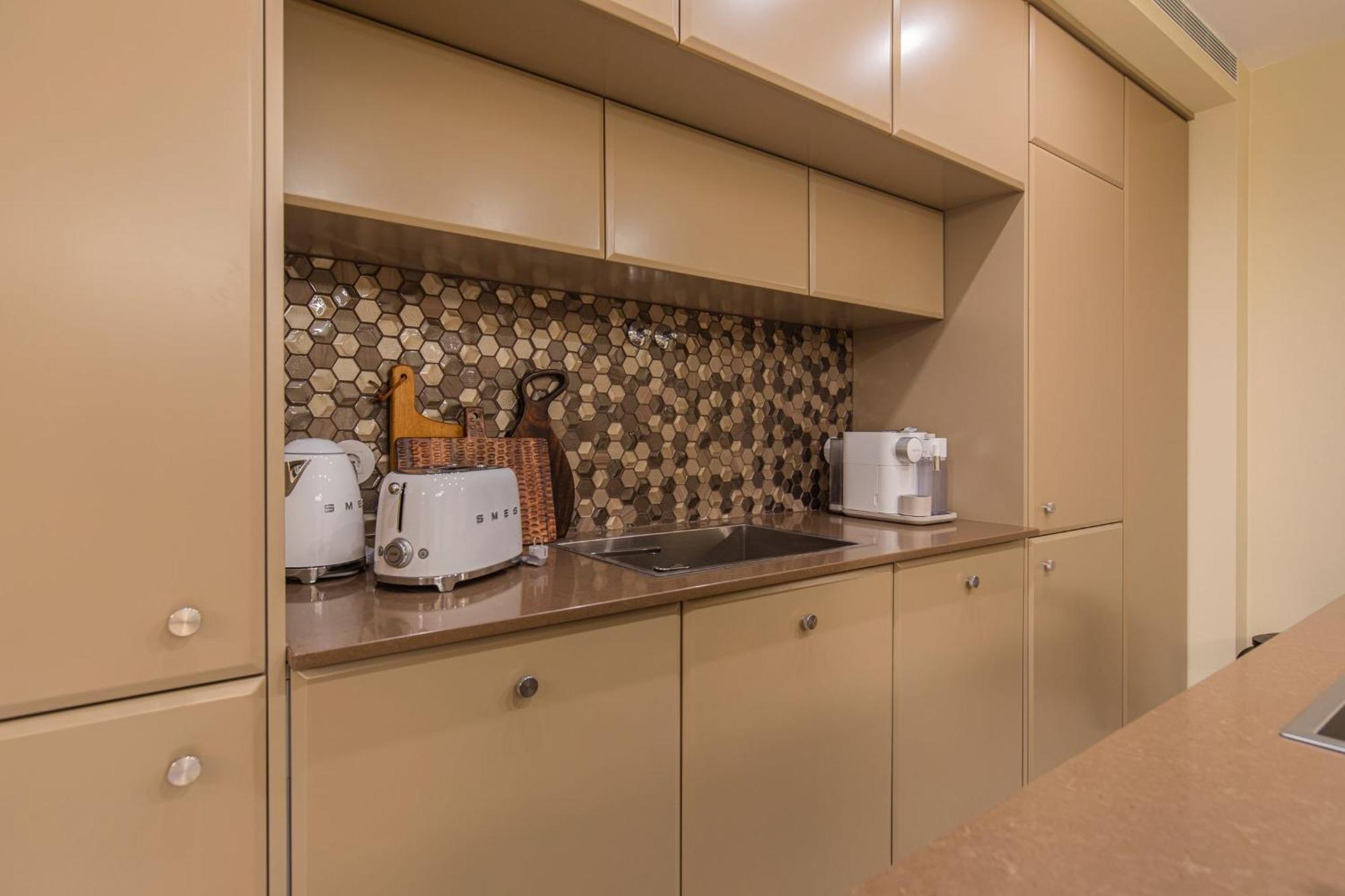Deluxe 2Bdr Apartment In Carcavelos By Lovelystay ภายนอก รูปภาพ