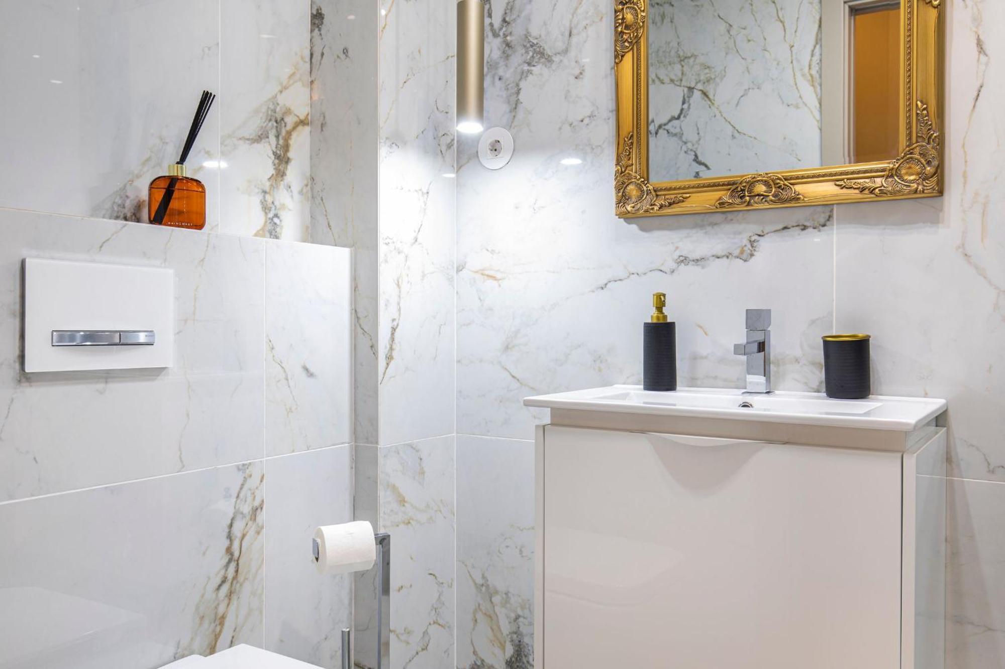 Deluxe 2Bdr Apartment In Carcavelos By Lovelystay ภายนอก รูปภาพ